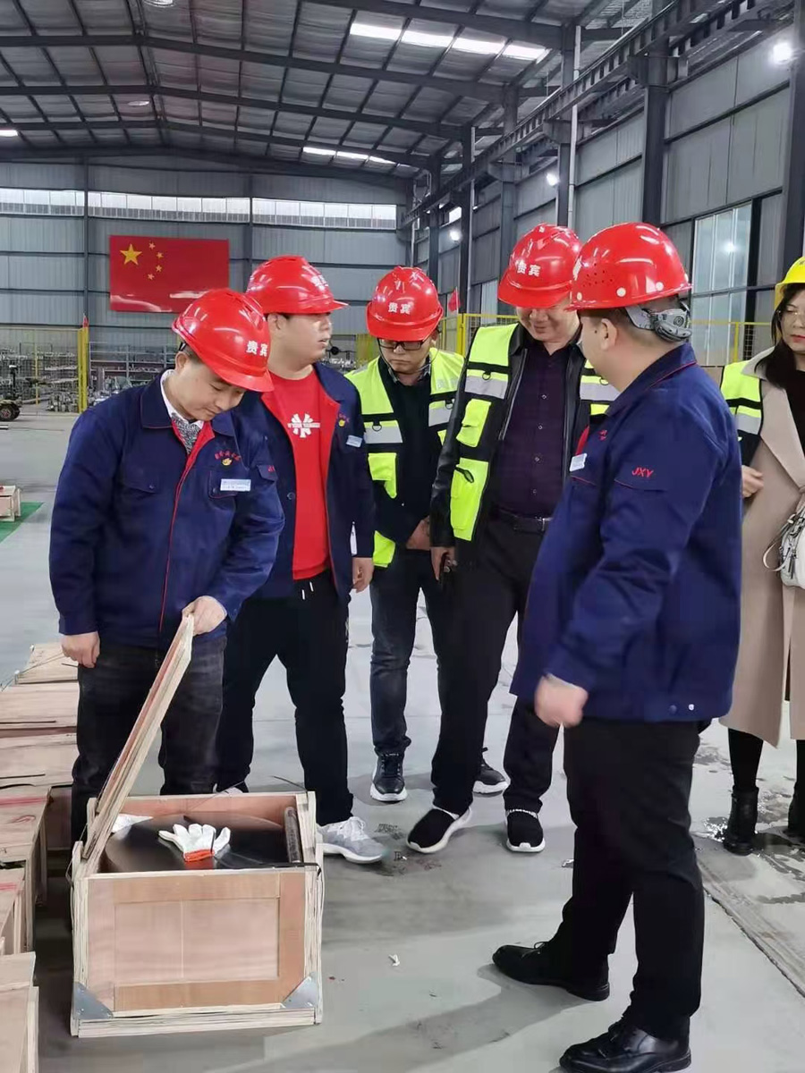 酒鋼集團(tuán)蘭石集團(tuán)來(lái)我公司洽談合作事宜