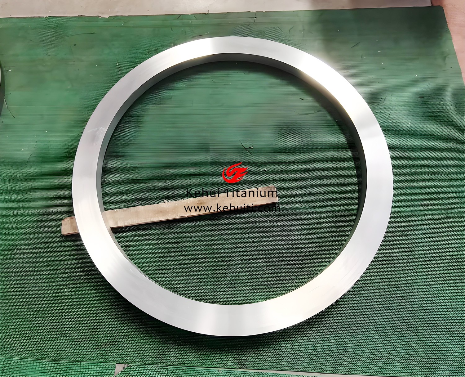 1751424583612471.jpg ef358f745b74b52b1cdf303d1ced33bb.jpg